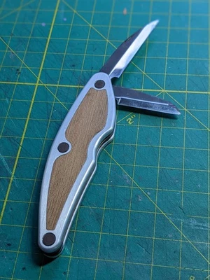 Flexcut Whittlin' Jack Wood Carving Pocket Knife w/2 blades - 1.375" and 2" - Image 1 of 4