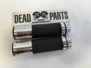 Empuñaduras de manillar personalizadas Harley aluminio goma billet 7/8" - Imagen 1 de 3