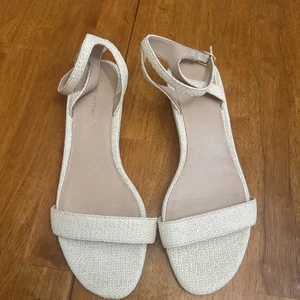 Stuart Weitzman niedriger Keilabsatz Knöchelriemen beige gewebt Größe 10 - Bild 1 von 9