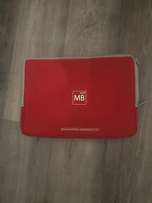 Pasta de segunda pele para laptop Tucano - Imagem 1 de 3