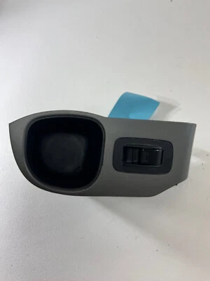 2005 年本田飞行员 EX 右后杯架窗开关!! — 第 1/4 张图片