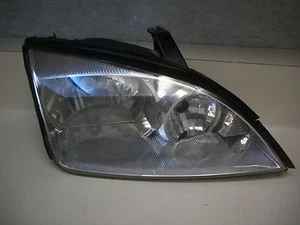 FORD FOCUS 05 06 07 HEADLIGHT OEM ORIGINAL RH GENUINE - Picture 1 of 5
