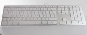 Apple A1243 AZERTY Wired USB Keyboard/Numeric Keypad Belgium French (MB110FN/B) - Picture 1 of 2