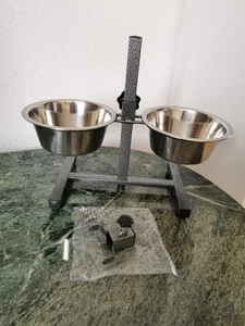 Futterstation Hund Katze 2x Hundenapf Napfhalter erhöht Fressnapf Hundebar - Bild 1 von 1