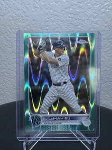 D.J. LeMahieu - 2022 Topps Chrome Aqua Lava Refractor - Serie # 127/199 - Imagen 1 de 2