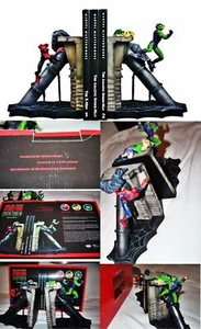 SPIDERMAN vs GREEN GOBLIN BOOKENDS The death of GWEN STACY n.319/2500 DIAMO... - Picture 1 of 1