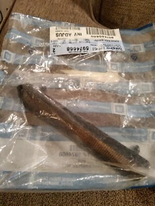 Pontiac GM OEM 88-96 Grand Prix-Bumper Trim-Reflector Rechts 5974668 Nib - Bild 1 von 2