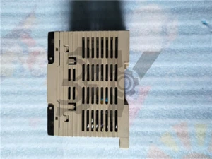 1PCS Omron PLC CPM1A-10CDR-A-V1 USED - Picture 1 of 3