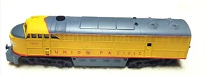 Vintage HO Scale AHM-Tempo Union Pacific FM C-Liner #1041 (Yugo Made) plus bonus - Picture 1 of 3