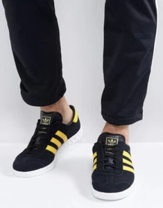 Adidas Hamburg ++ RARE++ 11 BLACK  SUEDE / YELLOW STRIPE NEW spezial samba trimm - Picture 1 of 4