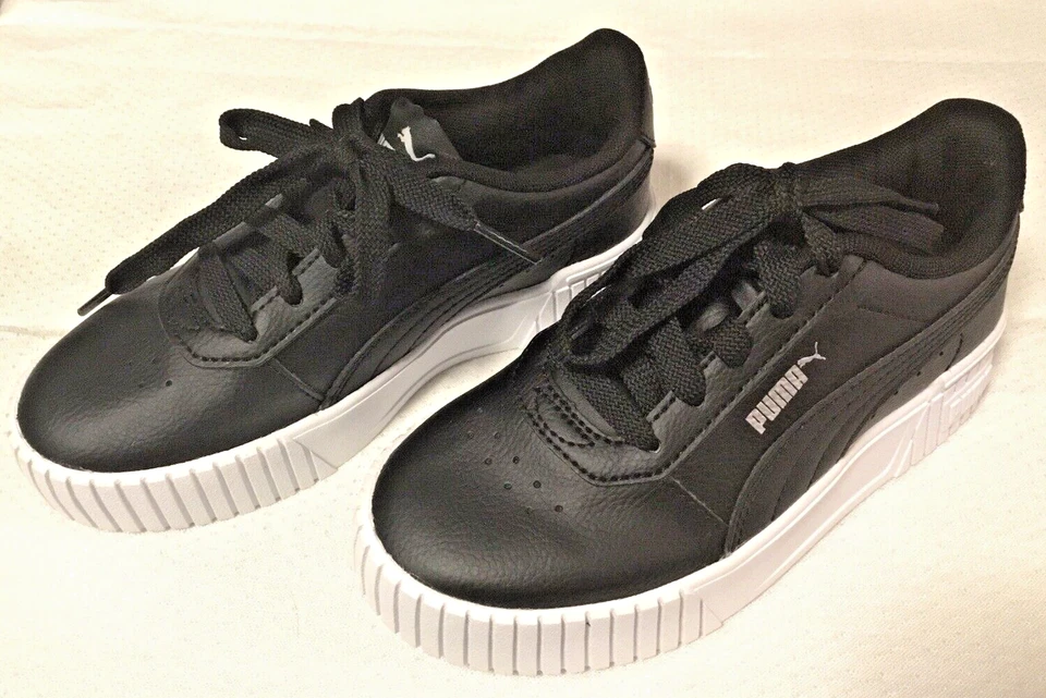 PRE-OWNEDPuma Carina 2.0 Ps Jr. Girls Size 3 C Sneakers Casual Shoes 386186-01 - Image 1 of 4