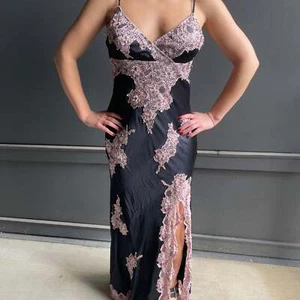 Sue Wong Silk Long Dress Black with Pink Lace and Beading Formal Gown Women’s  - Picture 1 of 5