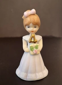 Enesco Figur Aufwachsen Geburtstag Mädchen blond 4 Jahre ohne Karton (2) - Bild 1 von 7