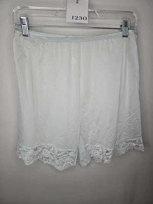 复古 Vanity Fair Tricot Pillowtab 浅蓝色懒人短裤 蕾丝细节 尺寸 8 — 第 1/4 张图片