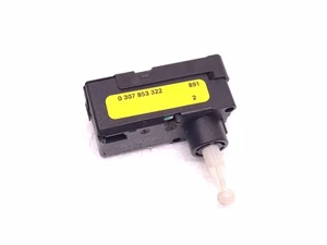 Volvo V70 XC70 Headlight Level Adjustment Motor 0307853322 - Bild 1 von 3