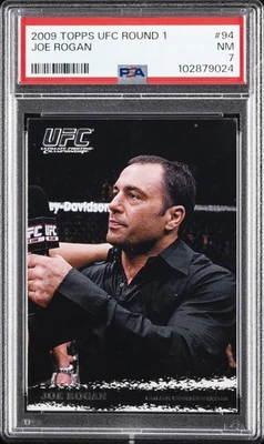2009 TOPPS UFC ROUND 1 #94 JOE ROGAN PSA 7 - Image 1 of 2