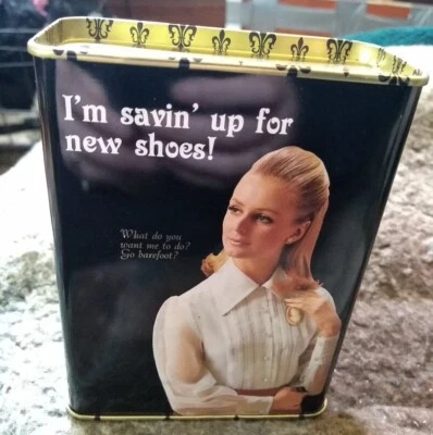 JOBLOT 6 x Blue Q - I'm Savin' Up For New Shoes!  Tin Money Box Gift 11.5x9x4cm  - Image 1 of 4