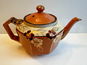 Vintage SADLER Octagonal Antique Teapot - Handpainted Flowers - A1 Condition