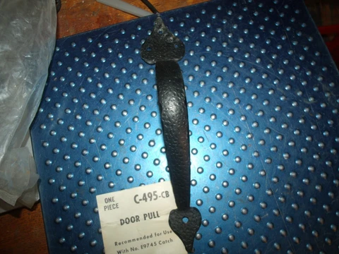 Vintage Amerock Hammered Black Wrought Iron Door Pull Door Handle C-495-CB, NOS Cover