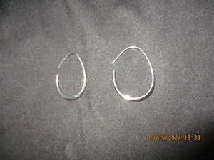 NEW Partial Hoop Oval Earrings Silver Tone 1.5 In. - Picture 1 of 3