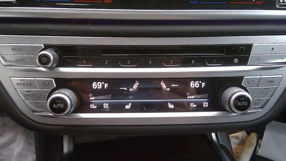 Temperature Control Front Fits 16-21 BMW 740i 746444 - Image 1 of 4