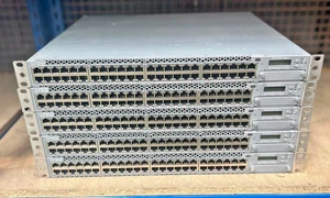 Przełącznik Juniper EX4300-48P z uszami stelażowymi! - Zdjęcie 1 z 2