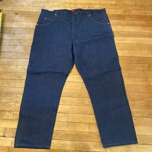 Wrangler Jeans Men’s Size 44x30 31 Relaxed NWT Fits Over Boots  - Picture 1 of 13