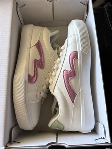 Girl's Blowfish Malibu Vice-K Sneaker White Rose Gold Size 5Y - Picture 1 of 4