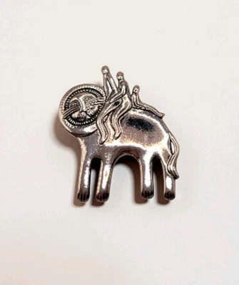 Broche León Laurel Burch Chapado en Plata De Colección con Familiar Montando a Desnudo 1.6" Foto 1 de 4