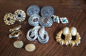 Vintage Lot of 8 Fashion Earrings Embossed Faux Pearl - Bild 1 von 5