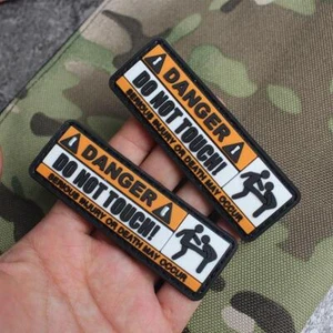 DANGER DO NOT TOUCH - Komisch Warnung PVC Taktisch Patch mit Hakenrücken - Bild 1 von 7