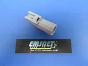 SUMITOMO  6188-0083 Qty of 20 per Lot CONNECTOR  TS 187  MALE 1 PIN HOUSING  AUT - Picture 1 of 7