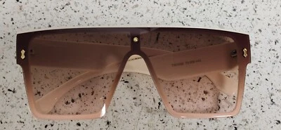 Fashion Sunglasses "D"  TR7006  Brown Lenses Beige Frames Used Very Nice - Image 1 of 4