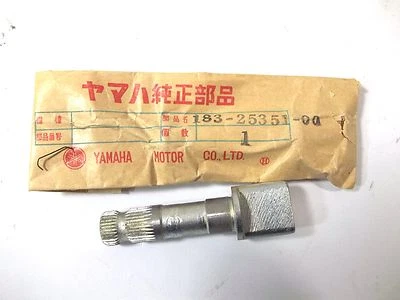 YAMAHA YAS1C RD125 HT1 NUEVO OEM RUEDA DELANTERA FRENO ÁRBOL DE LEVAS 183-25351-00-00 Foto 1 de 4