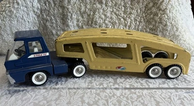 Vintage Structo Car Carrier - Image 1 of 4