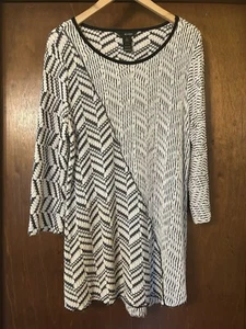 ali miles xl top! Blk . & White Long Top! Very Pretty, Has Texture, Blk Trim @ N - Imagen 1 de 7