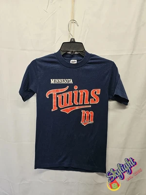 Camiseta Trench Vintage Años 80 Minnesota Twins MLB Spellout Puntada Única Talla Pequeña Foto 1 de 4