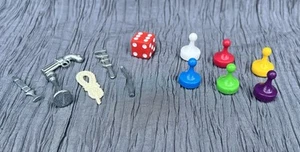 Lot of 1992 Clue board game replacement parts Murder Weapons Tokens Die - Picture 1 of 3