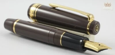 SAILOR PROGEAR SLIM (SAPPORO) MINI PLUMA ESTILOGRÁFICA TOPO CON ADORNOS DORADOS MAGNÍFICA Foto 1 de 4