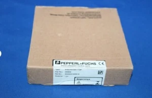 PEPPERL + FUCHS KFD2 isolating switching amplifier KFD2-SH-Ex1.T.OP 035845 ne... - Picture 1 of 5