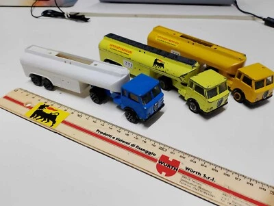 3 Modellini Camion Lancia Esadelta Penny rottami incompleti - Immagine 1 di 2