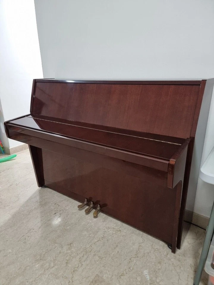 Kawai CE-7N piano in perfect condition, tuned & serviced - image 1 of 4