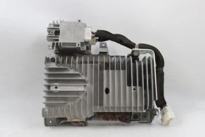 Equipo de audio amplificador de radio SWB 2014-2017 INFINITI M56 OEM #14501 Foto 1 de 4