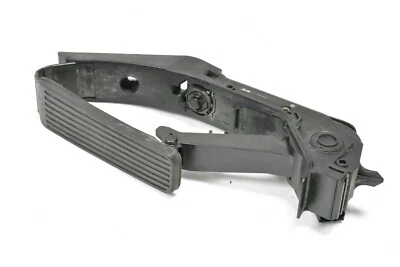 07-09  Mercedes W221 S550 S600 CL550 Gas Pedal Accelerator Module Electronic  - Image 1 of 4