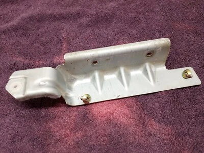 GEO METRO XFI 1993 soporte de puerta panel de puerta lado izquierdo conductor 1989-94 Foto 1 de 4