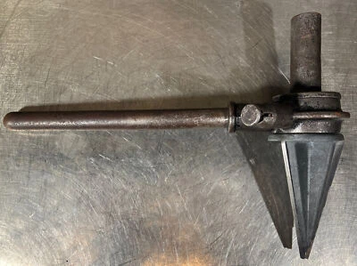 Vintage Toledo Pipe Threading Machine Co Ratcheting Pipe Reamer Tool Toledo Ohio - Image 1 of 4