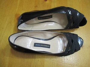 Dana Buchman Womens Pumps Peep Toe Patent Leather Block Heel Slip On Black 7M - Picture 1 of 9