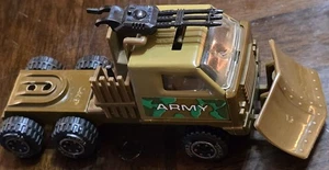Camión arado Tonka de 6" ejército plataforma semi grande juguete coleccionable de colección con armamento encima - Imagen 1 de 7