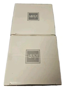 Mikasa Crystal Glass Candle Holders Sun Petals Flower Shape 4.5" New With Box EC - Picture 1 of 11