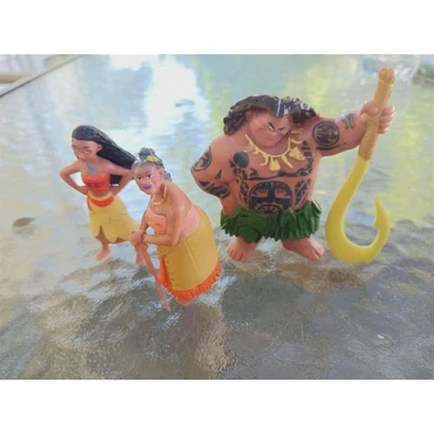 Juego de figuras de 3 piezas de Disney Moana y Maui juguete en caja Foto 1 de 4